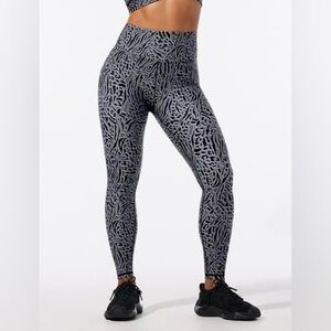 Savage X Fenty High-Waist Abstract Print Leggings - Gray